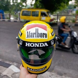 Retro-Star-helmet-Ayrton-Senna-