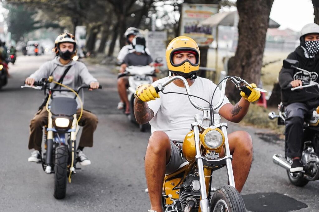 chamberhelmet_289515584_5440873925975250_150662380919900502_n